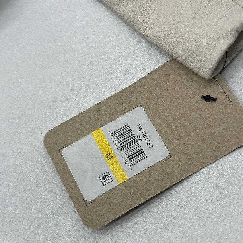 Women's Faux Leather Racer Jacket Levi's medium NWT thumbnail 4