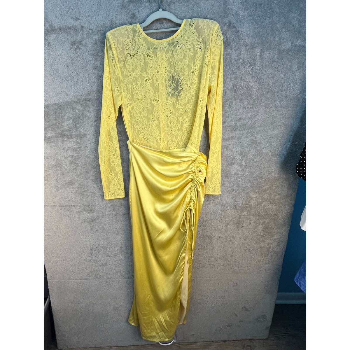 green emerald velvet dress Gold Sweetheart A-Line Lace Long Prom Dress with Split Gold / 14 main image 1