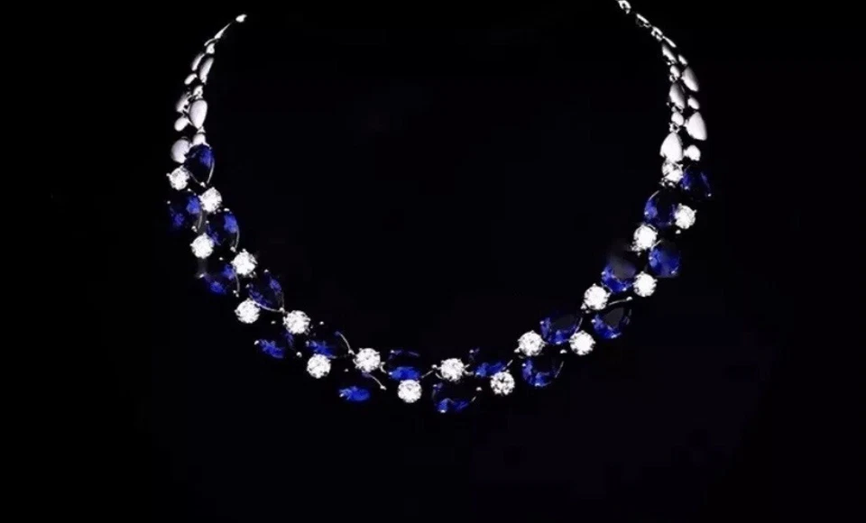 Elegante collar de tenis de zafiro azul creado en laboratorio relleno de oro blanco de 18k joyería Foto 4 de 4