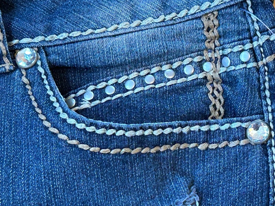 Fashion Bug Women’s Jean Shorts Distressed Blingy Size 18 Hemmed