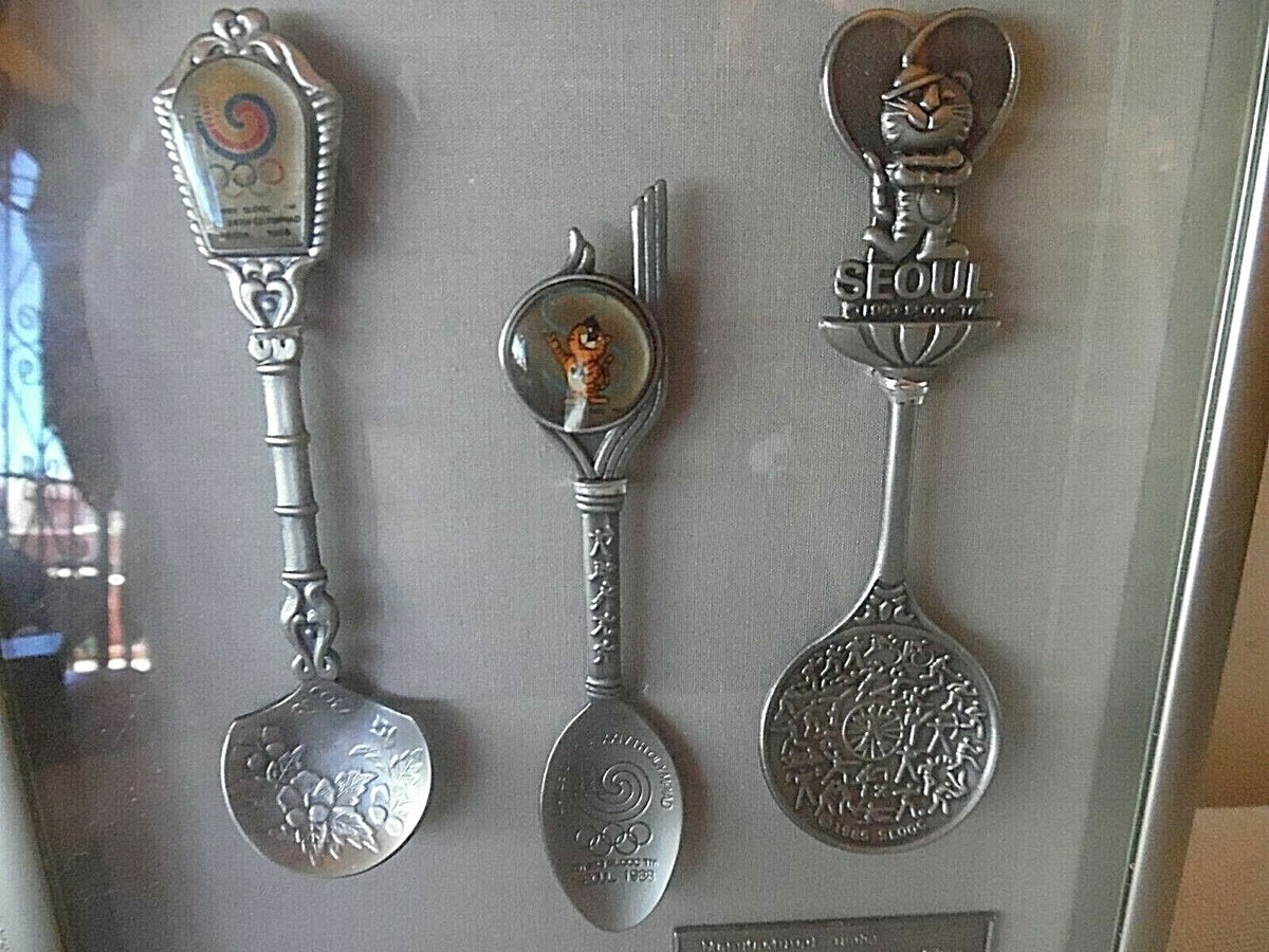ソウル1988 オリンピック　スプーンセット　レトロ　アンティーク 1988 SEOUL OLYMPICS COMMEMORATIVE COLLECTOR SPOON SET IN