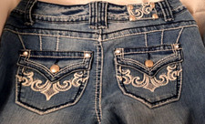 Embellished Premium Capri Jeans - Sz 8 Embroidered - Crystals