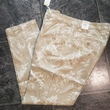 NWT Dockers size 10 Mid Rise womens straight leg khaki Pants bnwt
