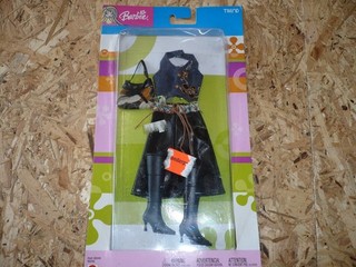 Barbie Trend Kleidung mit OVP aus dem Jahr 2003
