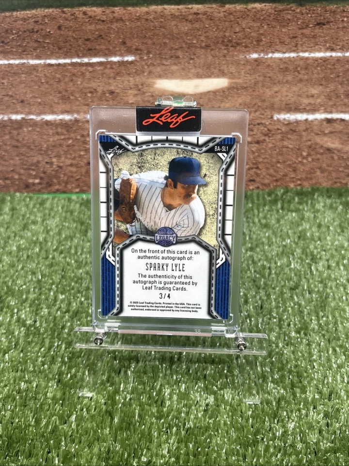SPARKY LYLE/4 SSP 2025 HOJA BRONX LEGACY NYC BASE DE BÉISBOL AUTÓGRAFO PRISMÁTICO Foto 3 de 4