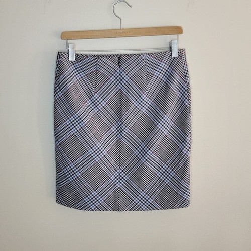 NWT WHBM | Plaid Zip Front Skirt, size 0 - Picture 2 of 4