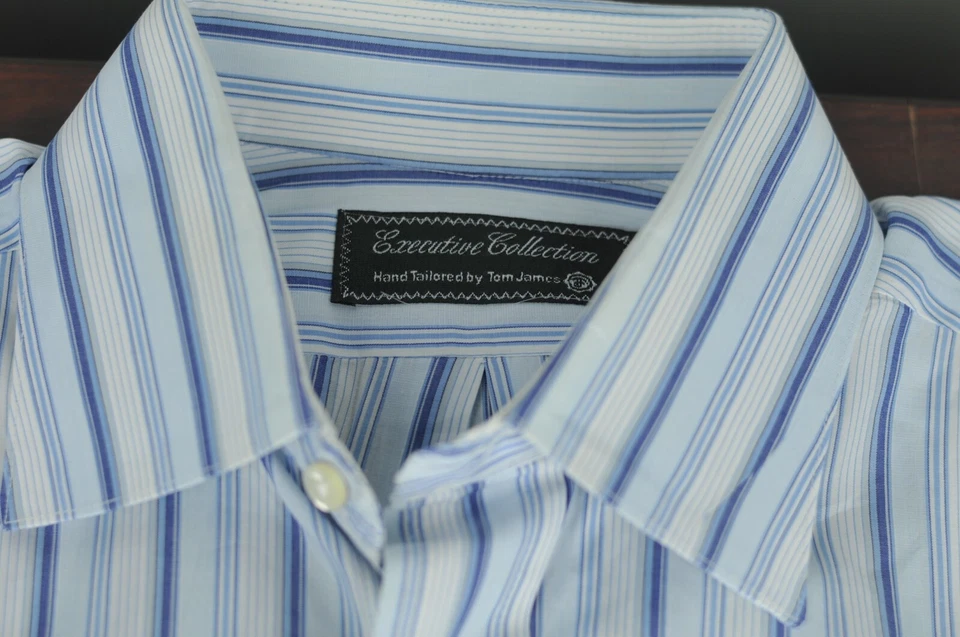 Tom James Executive Men's Blue & White Striped Luxury Cotton Dress Shirt 15 x 33 - Image 2 of 4