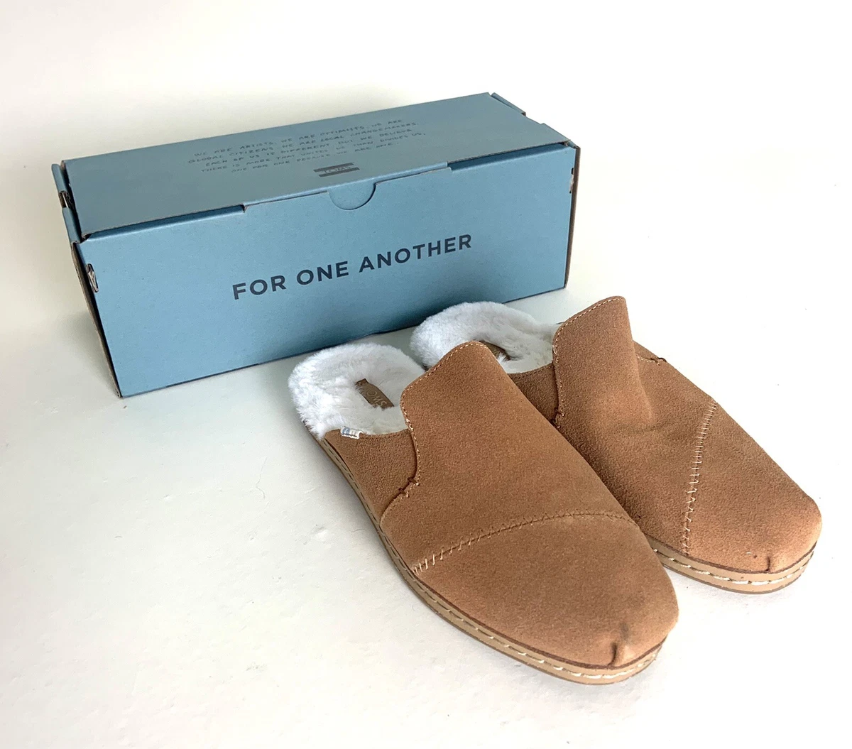 TOMS Nova Leather Wrap Womens Size 5 Carmel Brown Comfort Slip On Shoe Faux Fur