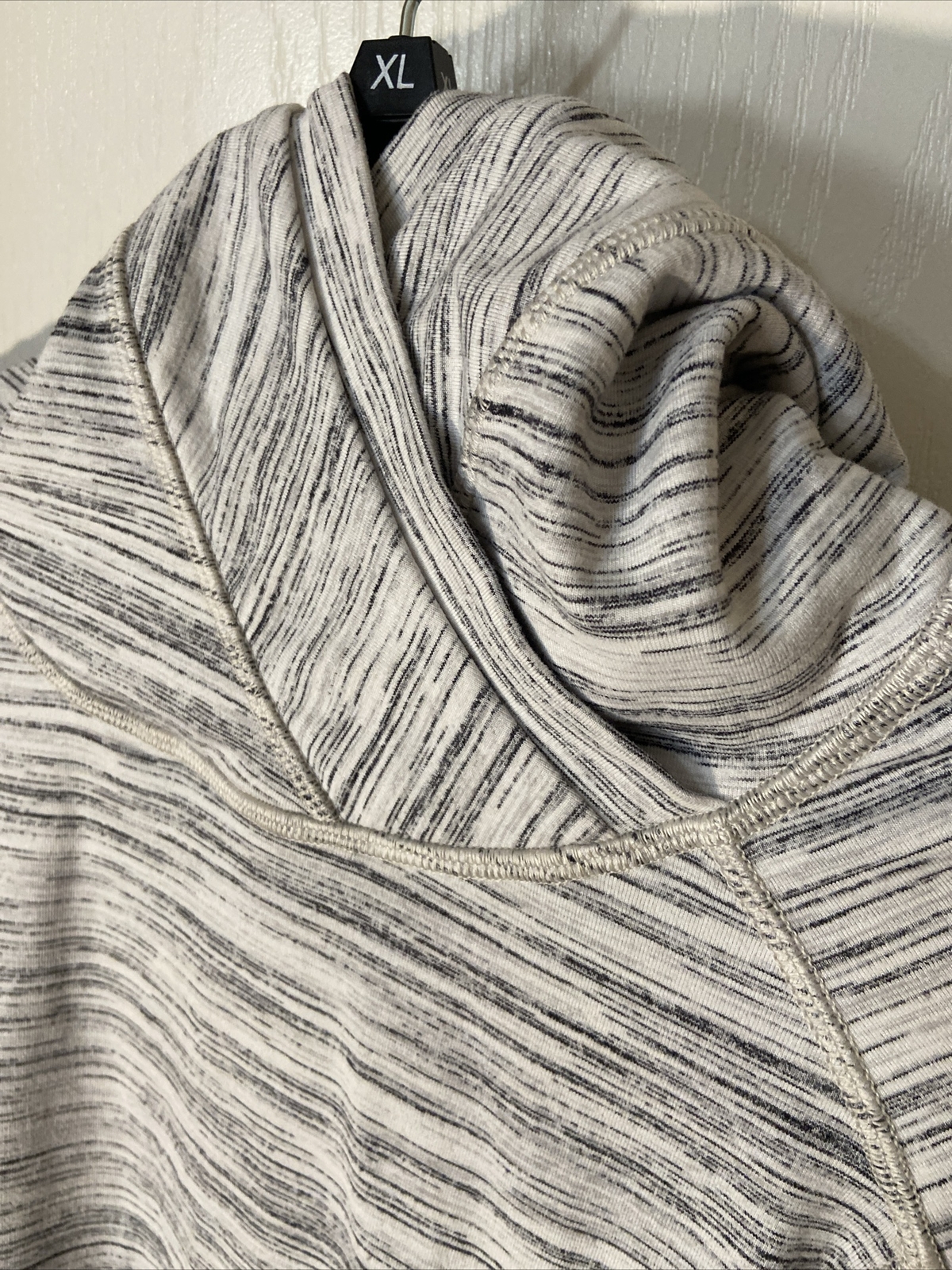 Lululemon Gray Heather Pullover Crossover Hoodie … - image 2