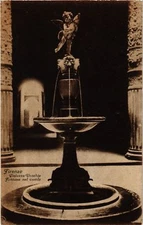 Old postcard AK FLORENCE Palazzo Vecchio fountain in the courtyard ITALY (502070)