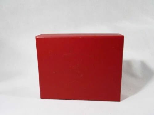 Modellini statici di auto da corsa in latta