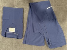 Sketchers Women  s Scrub Set XS in Navy. Mid-Rise Straight Leg  V-Neck Top