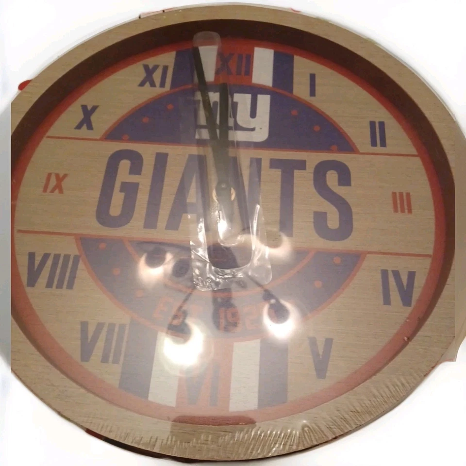 NEW YORK GIANTS BARREL WALL CLOCK SEALED FOCO FOREVER COLLECTIBLES NFL New - Image 4 of 4