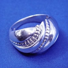 Size 6.5, vtg Sterling silver handmade ribbed ring, 925 statement band w/ wave