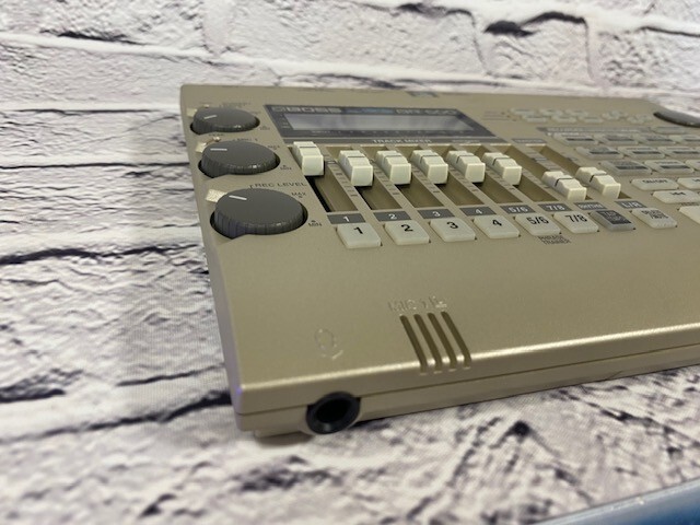 BOSS BR-600 デジタルMTR 1MBコンパクトフラッシュ3枚付き Amazon.com: Boss BR-600 Digital Multitrack Recorder