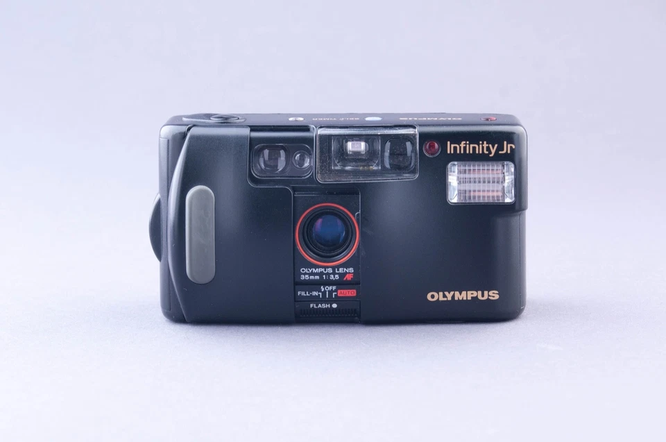 Cámara fotográfica compacta Olympus Infinity Jr 35 mm Foto 3 de 4