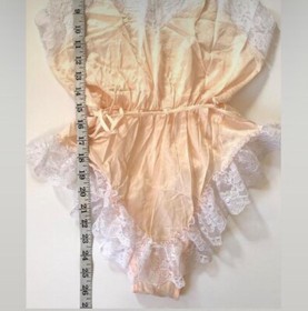 Vtg lace Lingerie Womens