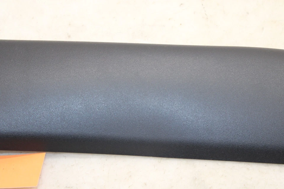 Cubierta de moldura de pilar derecho Mazda MX-5 Miata 2006-2015 NE5168161 OEM KT122 Foto 3 de 4