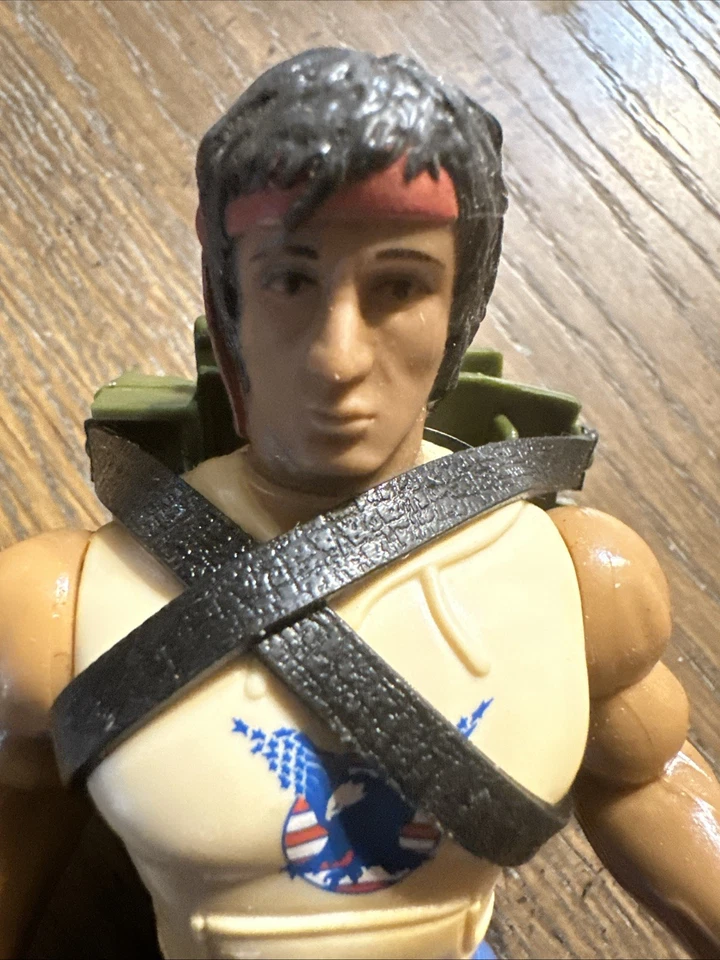 Boneco de ação Fire Power John Rambo Sylvester Stallone Rambo 1986 Coleco vintage - Imagem 4 de 4