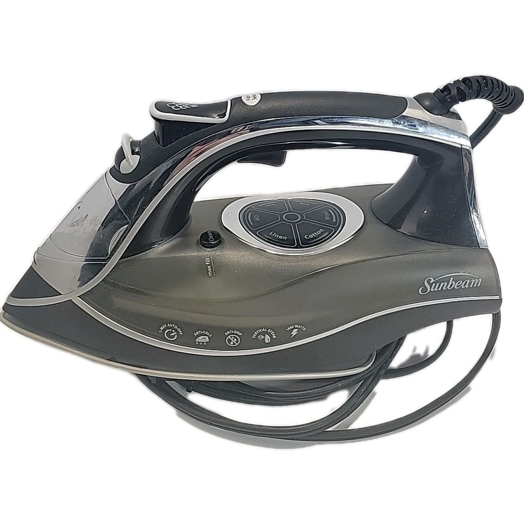 Black 1600w High Performance Iron