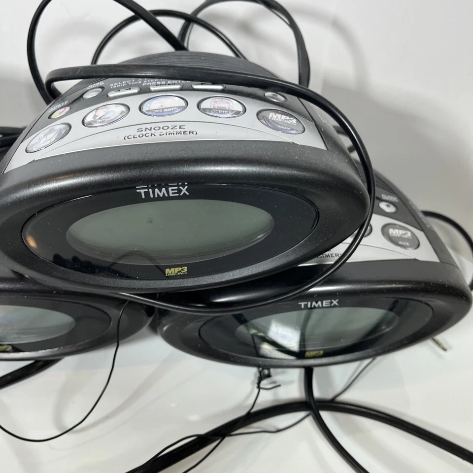 Timex MP3 entrada de linha T1233BA ajuste despertador rádio bateria e AC lote de 5 - Imagem 4 de 4