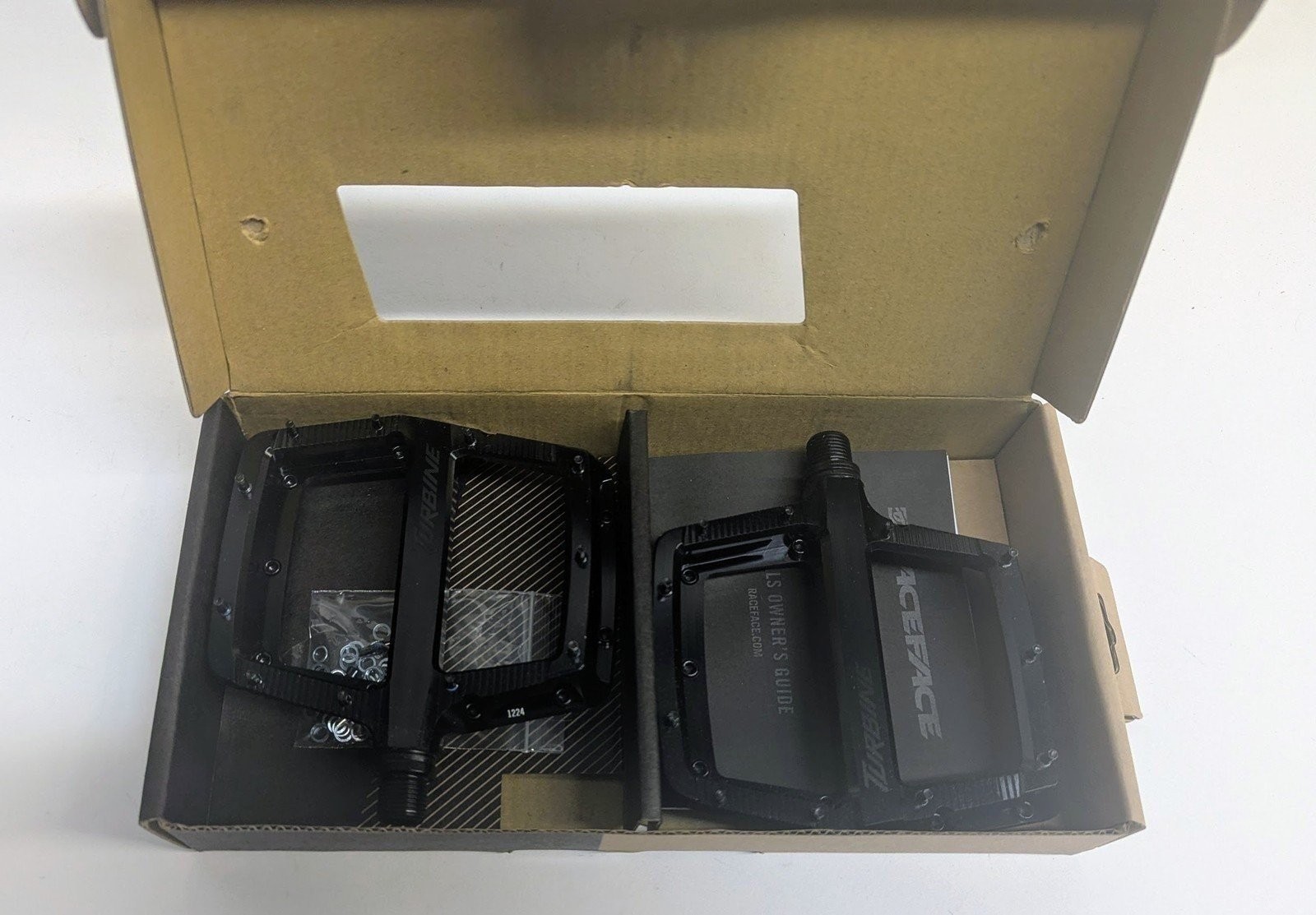 Pedals - Black (941-00-004-01)
