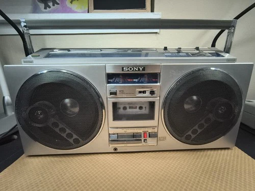 SONY CFS-77 Boombox Vintage 1980s Radio Cassette Recorder – Working READ!!!