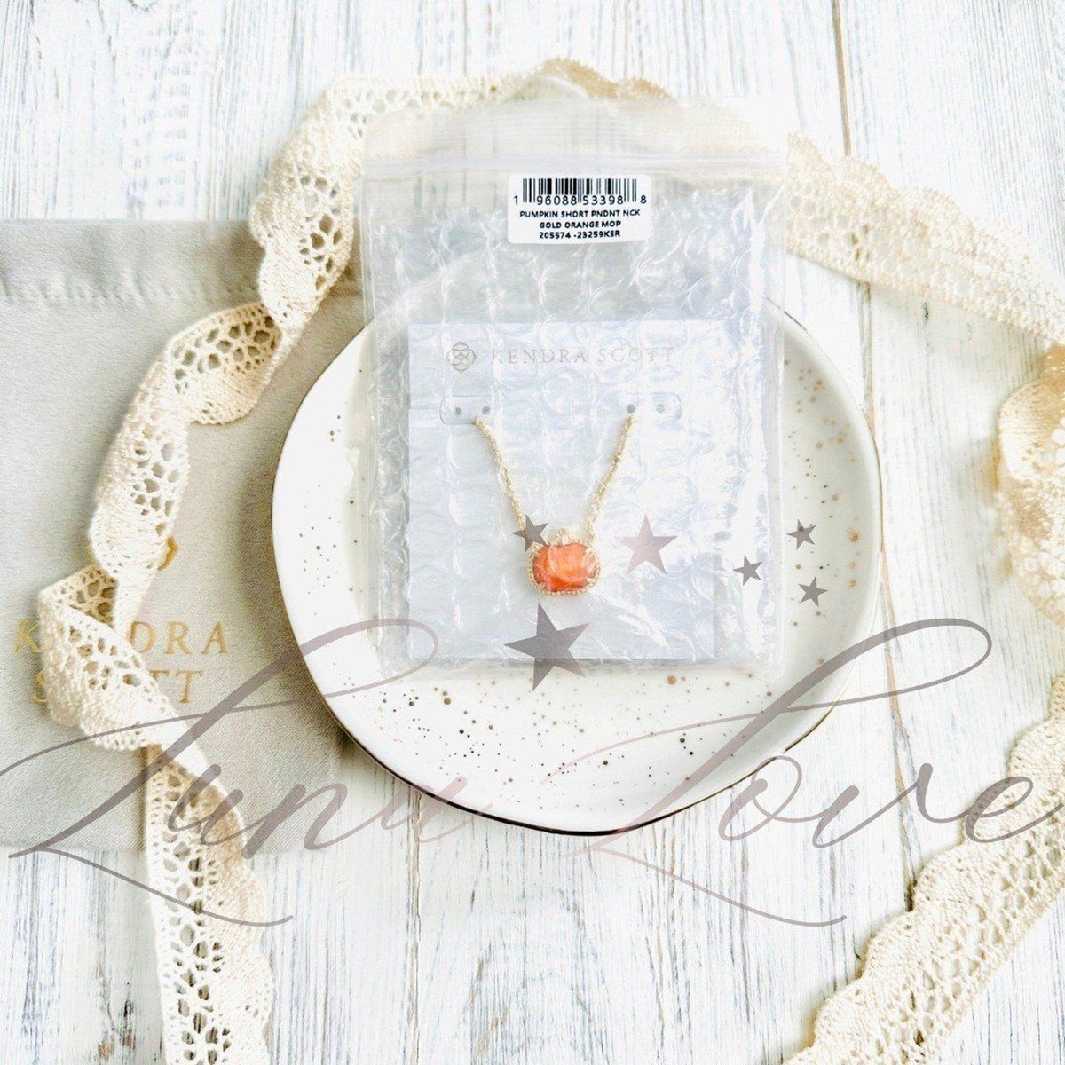 KENDRA SCOTT Pumpkin Necklace Gold In Orange Mother of Pearl NWT