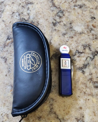 The Franklin Mint  THE OFFICIAL MOBILGAS COLLECTOR KNIFE + CASE