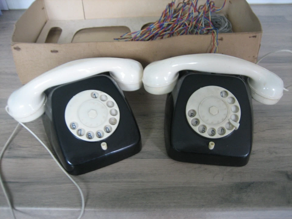 Ancien Jouet Téléphone Communicant Vintage - Photo 4/4