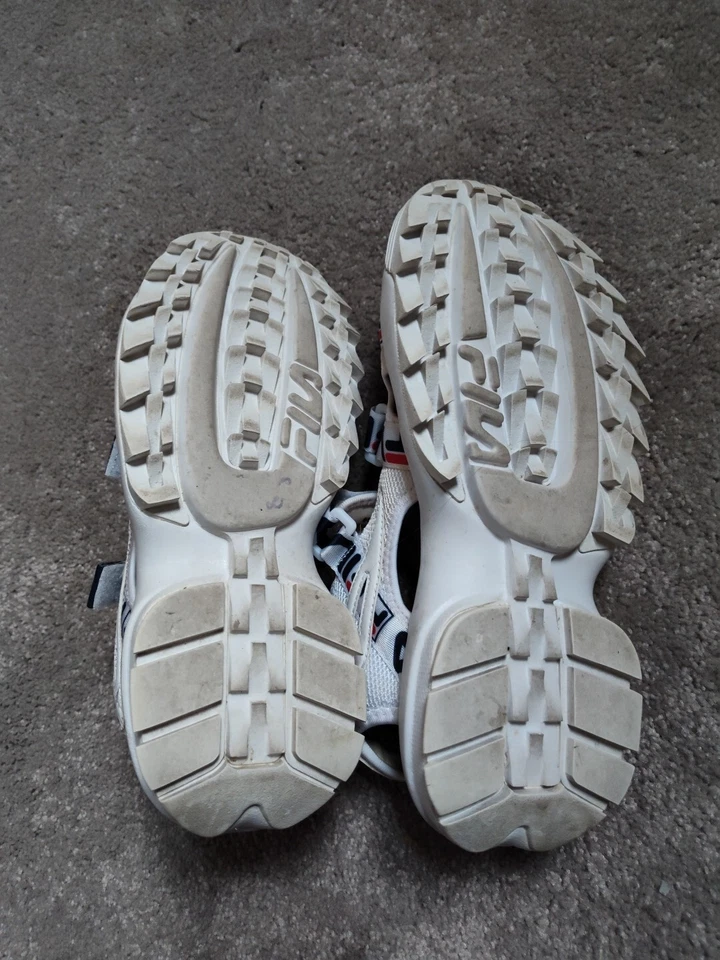 Sandalias Fila para mujer, triple correa, talla pequeña Foto 3 de 4