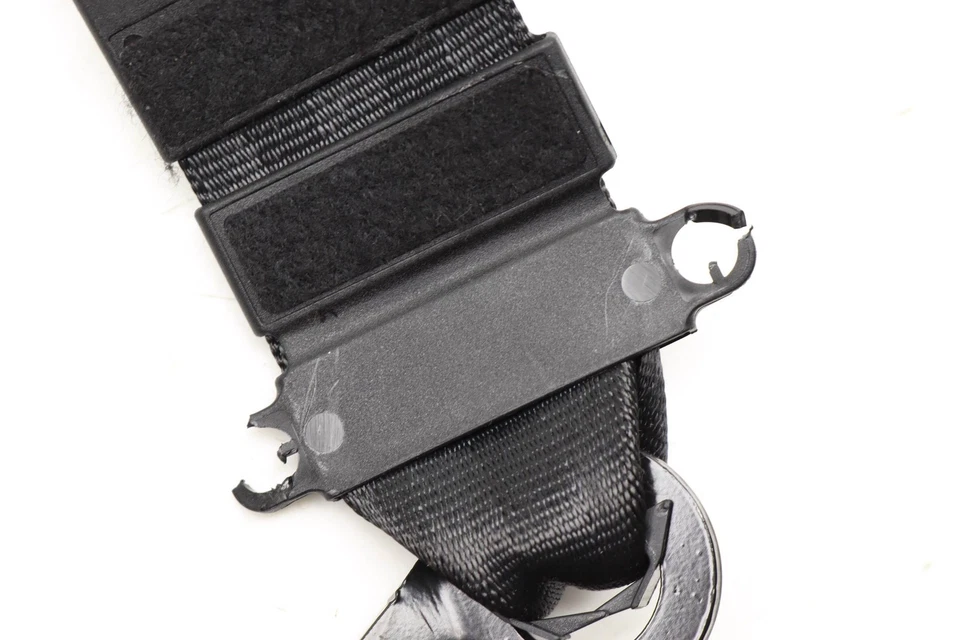 PORSCHE CAYENNE 2011-2018 - retractor de cinturón de seguridad central trasero 95880305310 Foto 2 de 4