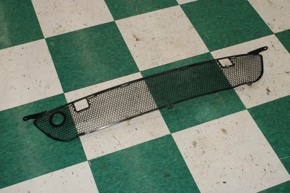 11-17 Aston Martin Vantage Black Front Bumper Lower Grill Grille Panel OEM WTY - Изображение 2 из 4