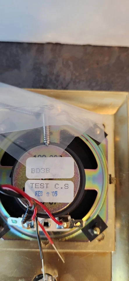 M&S SYSTEMS BD3B Bright Brass Wall Type Door Speaker W/black Bell Button - Image 2 of 4