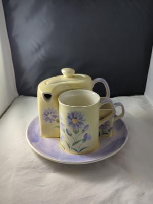 Herman Dodge & Son Curved Teapot, lid, cup, creamer, Tray (5 pieces) Tea For One