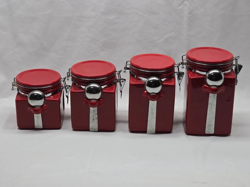 Juego de botes rojos OGGI - 4 piezas con cucharas - buenos sellos de tapa, sin desgaste ni daños Foto 3 de 4