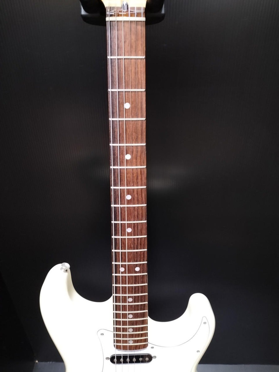 Fender Japan ST72 Stratocaster White Made in Japan 2014 Solid