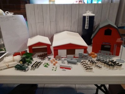 Vintage 1990's Ertl Farm Country Deluxe Set No Box Is Complete With Instructions