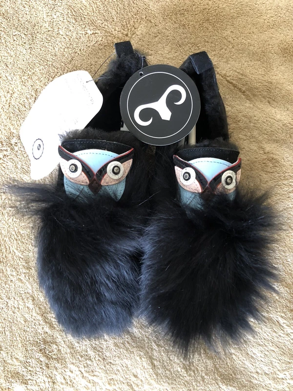 d2c shoes