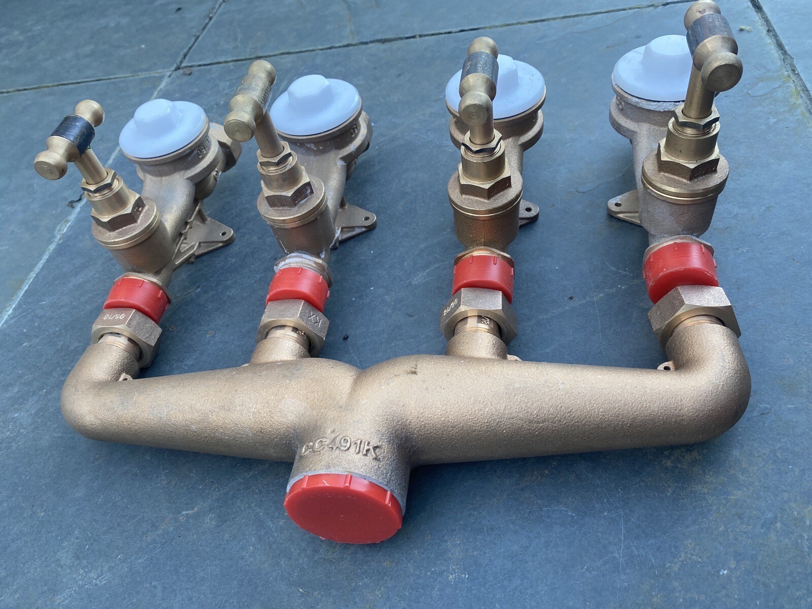 EBCO GUNMETAL 4PORT WATER DISTRIBUTION MANIFOLD+METER HOUSING plumbing