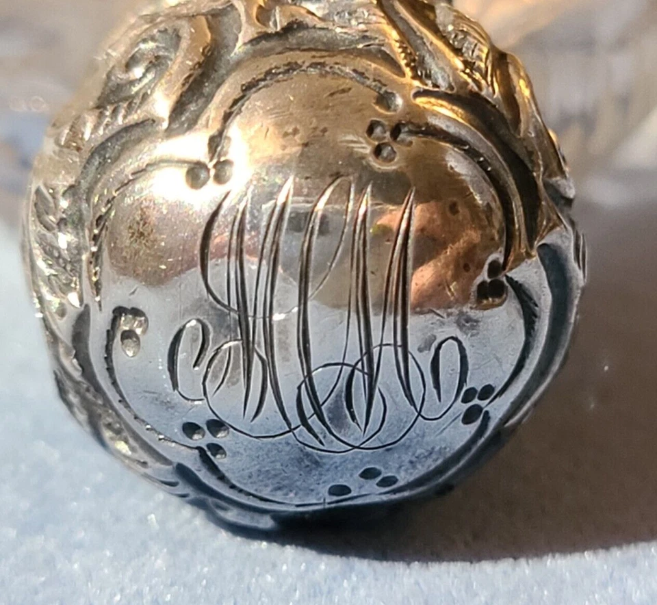 Antique oval shape scent bottle, Birmingham sterling silver hinged top, 1815 - Image 3 of 4