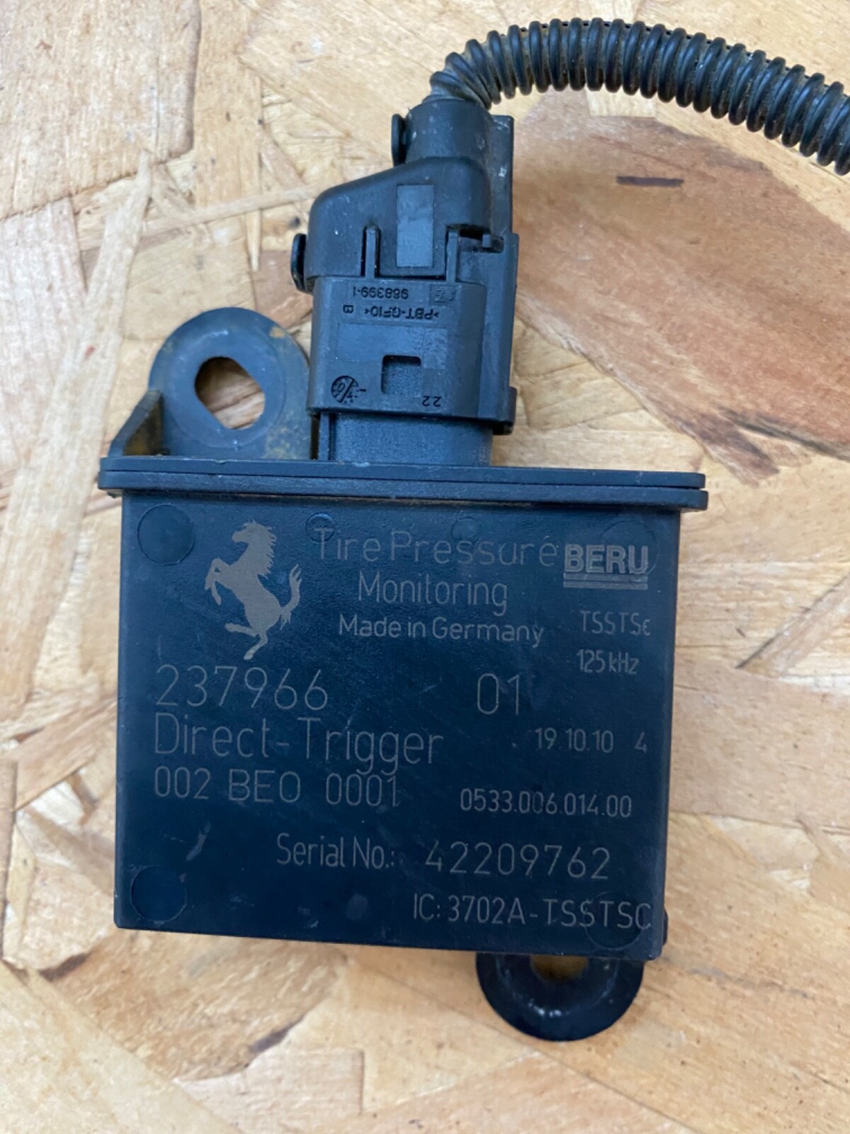 Ferrari 458,488,Others -TPMS Trigger/Tire Pressure Sensor(USED) Part# 237966