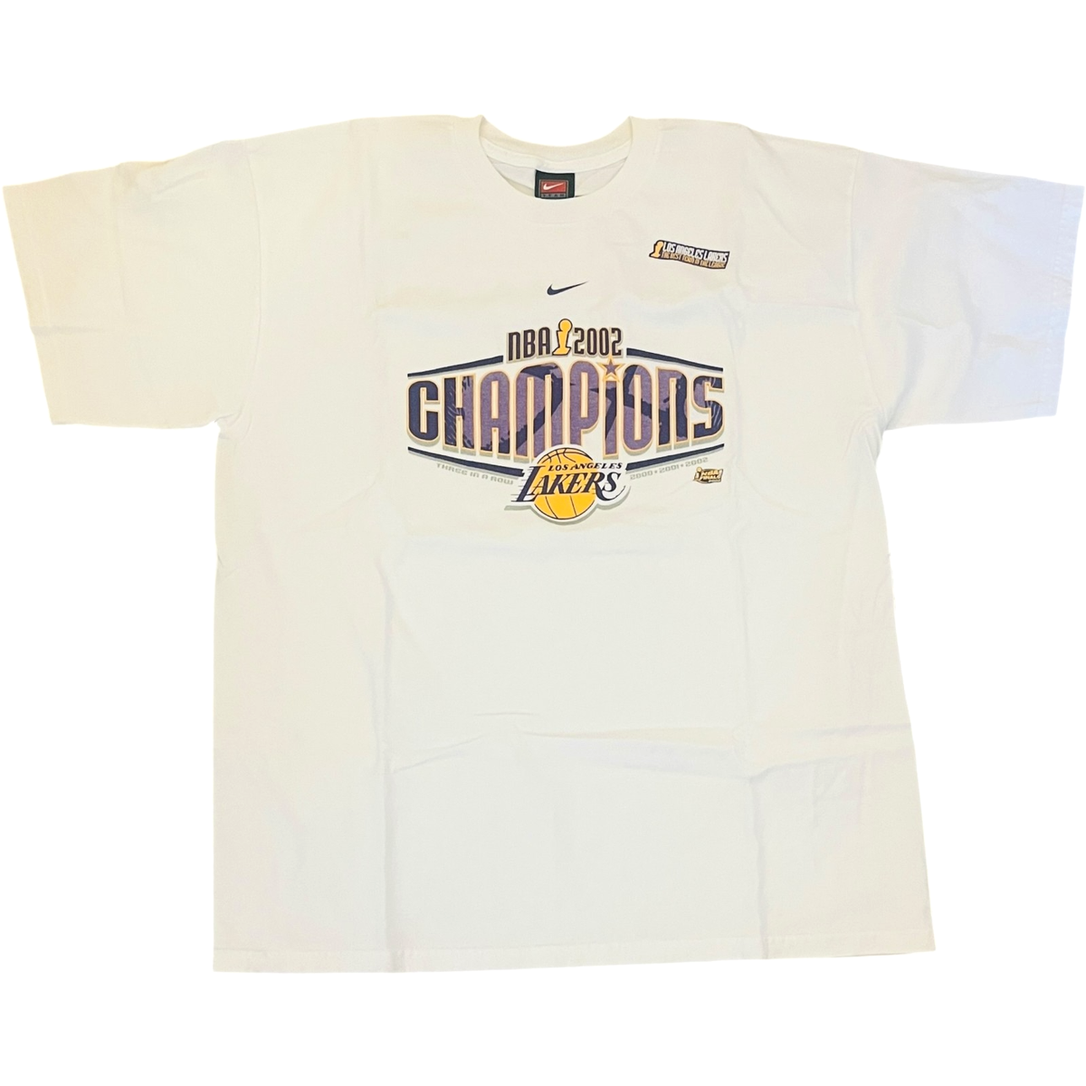 Nike Los Angeles Lakers NBA 2002 Champions 3 in a Row - Size LG