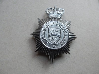 Veraltetes Mid-Anglia Constabulary Helmabzeichen Q/C CT