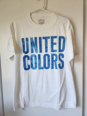 Vtg United Colors of Benetton T-Shirt Medium White Blue Graphic Spellout FLAWED