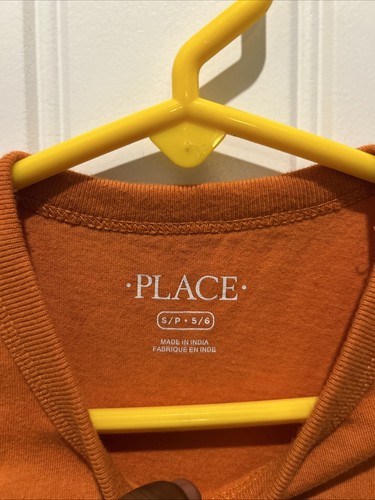 Children’s The Children's Place Graphic T-Shirt Size 5/6 Boys Orange PreOwned - Picture 3 of 4