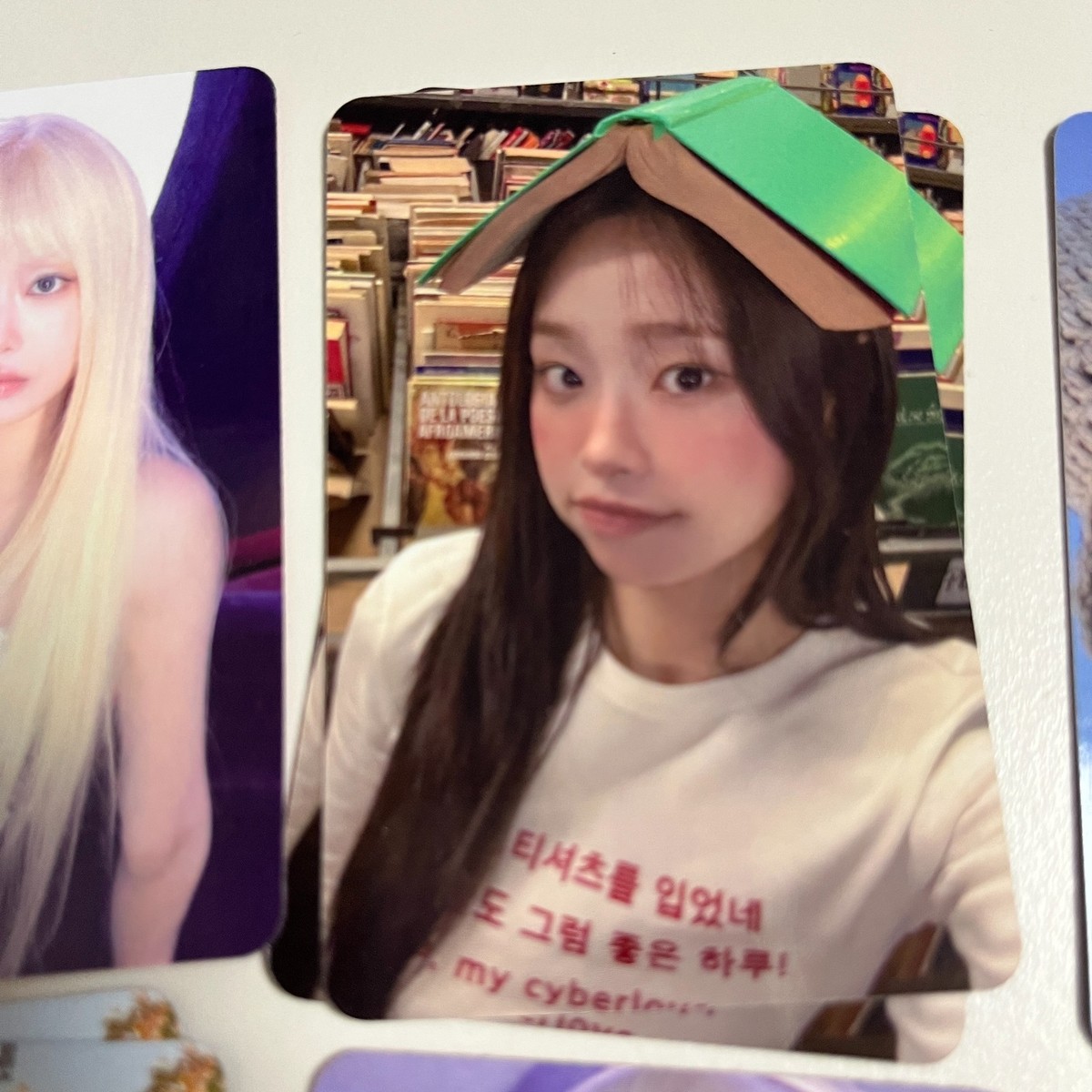 loona chuu loonaverse from VVIP トレカ チュウ CHUU Loona Photocard POP-UP XO, CyberLove Official Trading Random