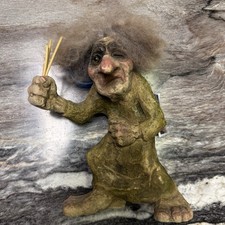 NyForm Spell-Binging Witch Troll #129 Hag 10 1/2" Retired Vintage Great Norway