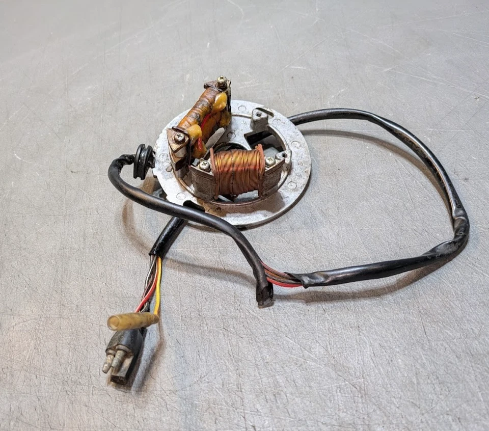 Suzuki PE175 Stator Assembly 1980 1981 - Image 2 of 3
