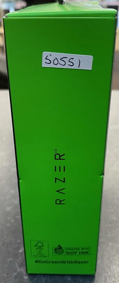 Razer Cobra Lightweight Customizable Optical Wired RGB Gaming Mouse - Image 4 of 4